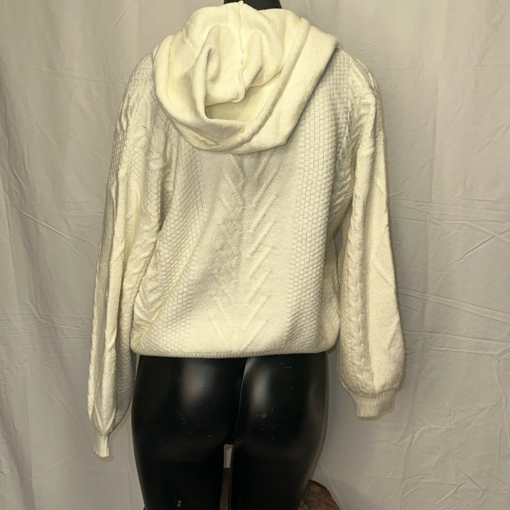 CENTRAL PARK WEST/ NEW YORK Anthropologie Hooded Pullover Sweater Size S N2 - Picture 3 of 7